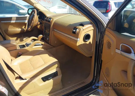 2009 Porsche Cayenne z USA, uszkodzony, nr VIN WP1AA29P79LA04909